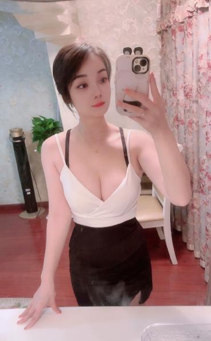 极品纯欲少妇小希