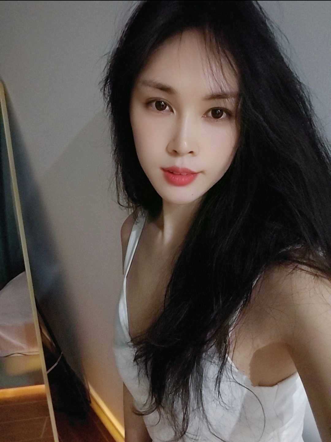 上城风情御姐琳儿