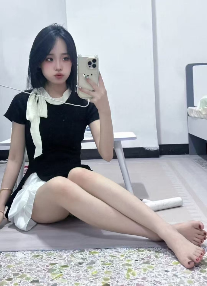 吴中白嫩甜妹萝卜丁