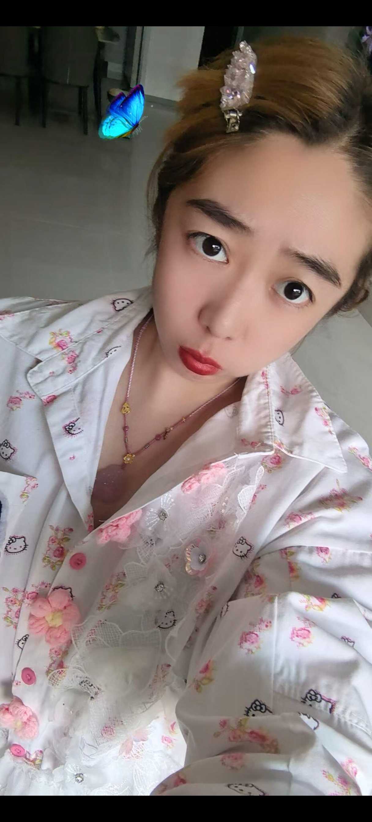 特丹老妹服务好，事少