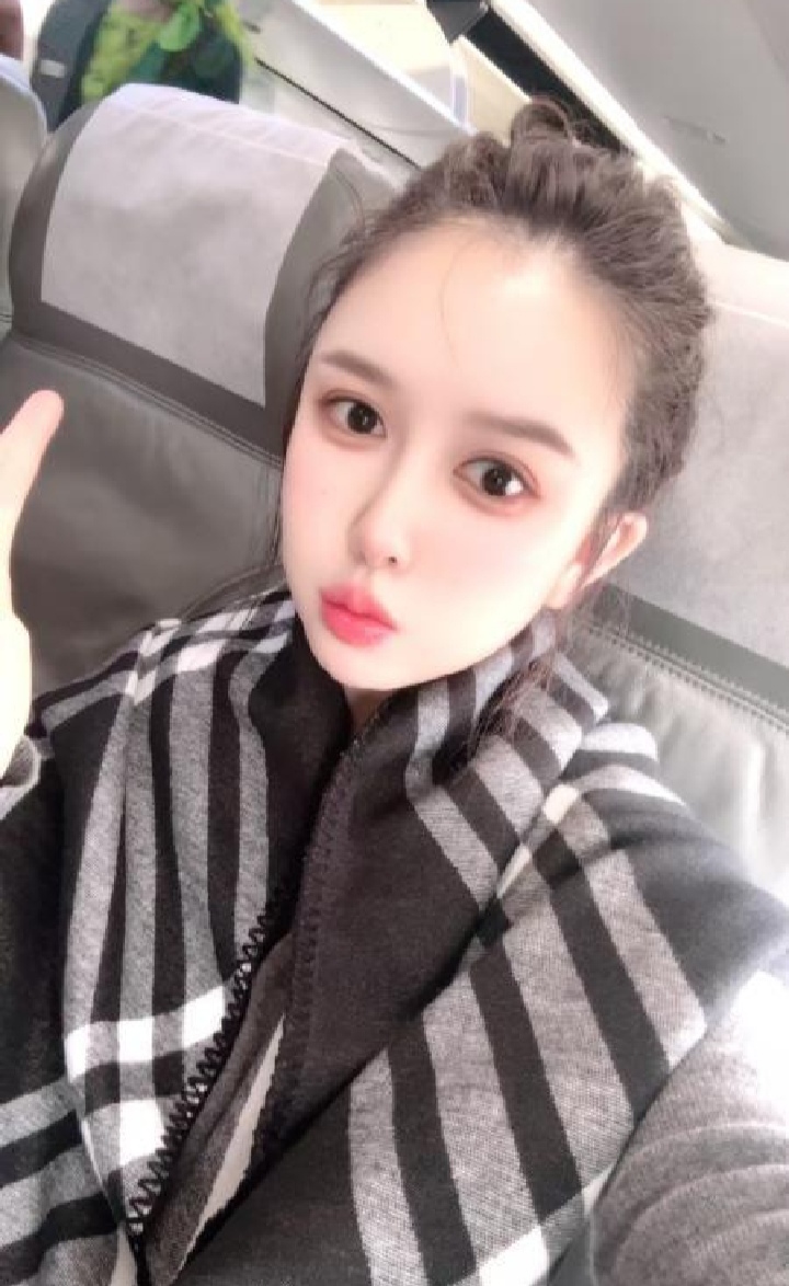 红桥美乳小少妇