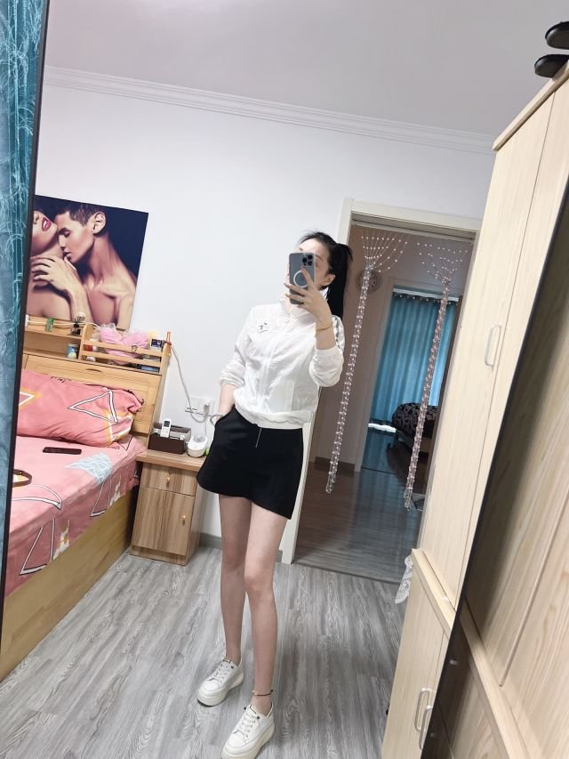 身材凹凸有致的妹妹