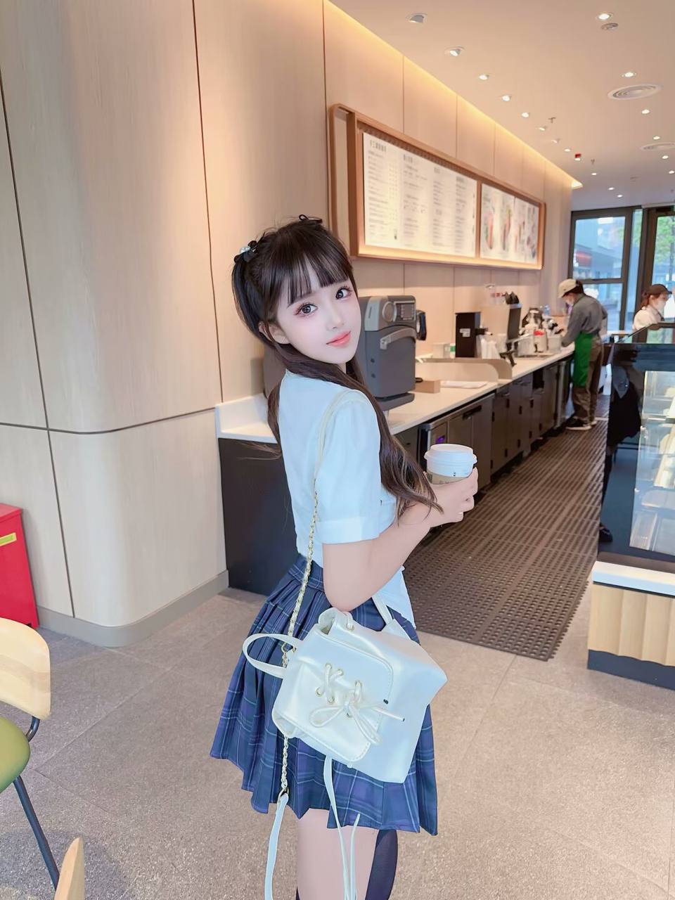 白虎学生妹兼职服务