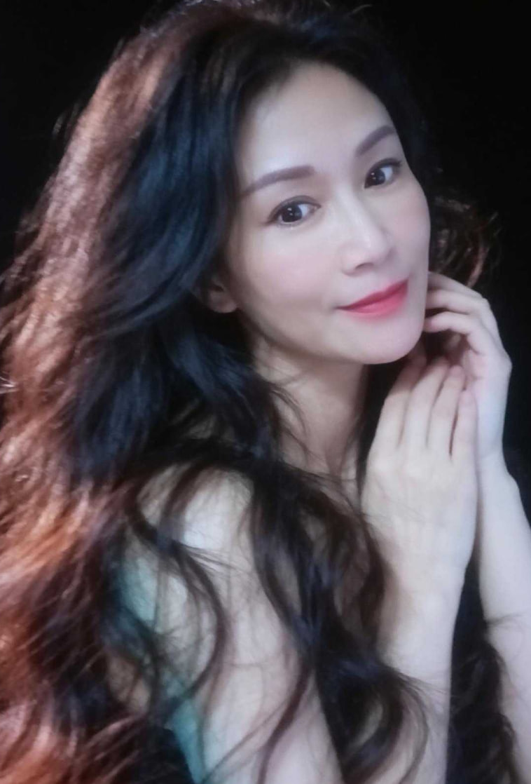 临平艳舞女郎