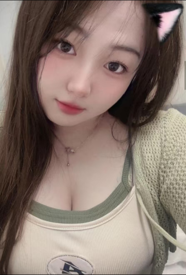 天河美乳萌妹彤彤
