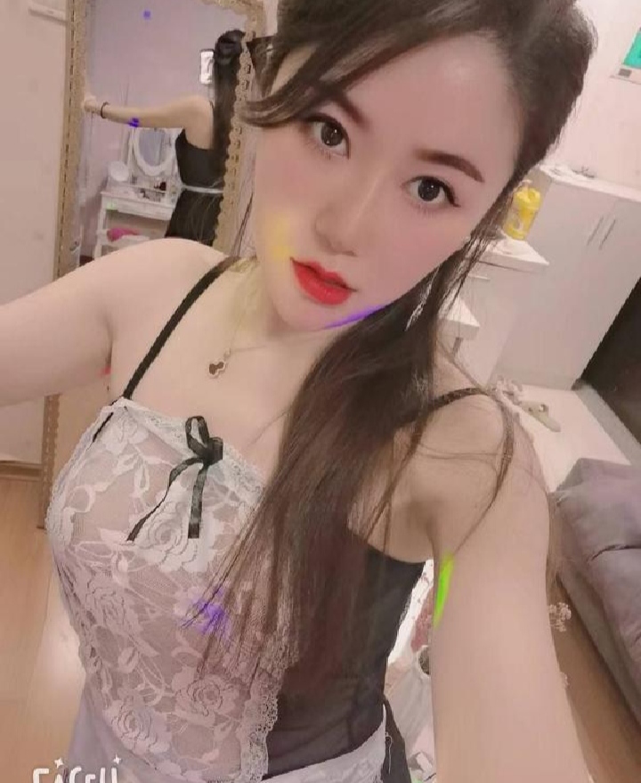 口自聊自做小姐姐