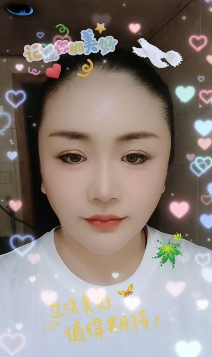 服务系小姐姐于晴