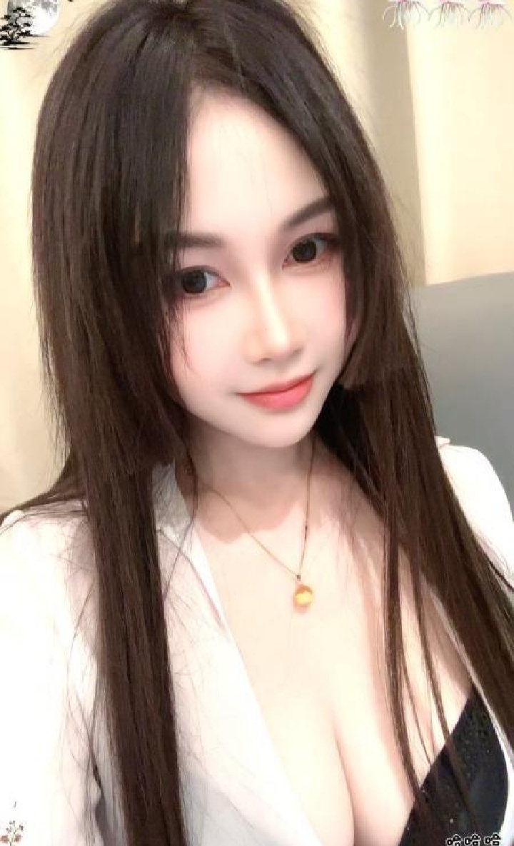 滨江爆乳美少妇