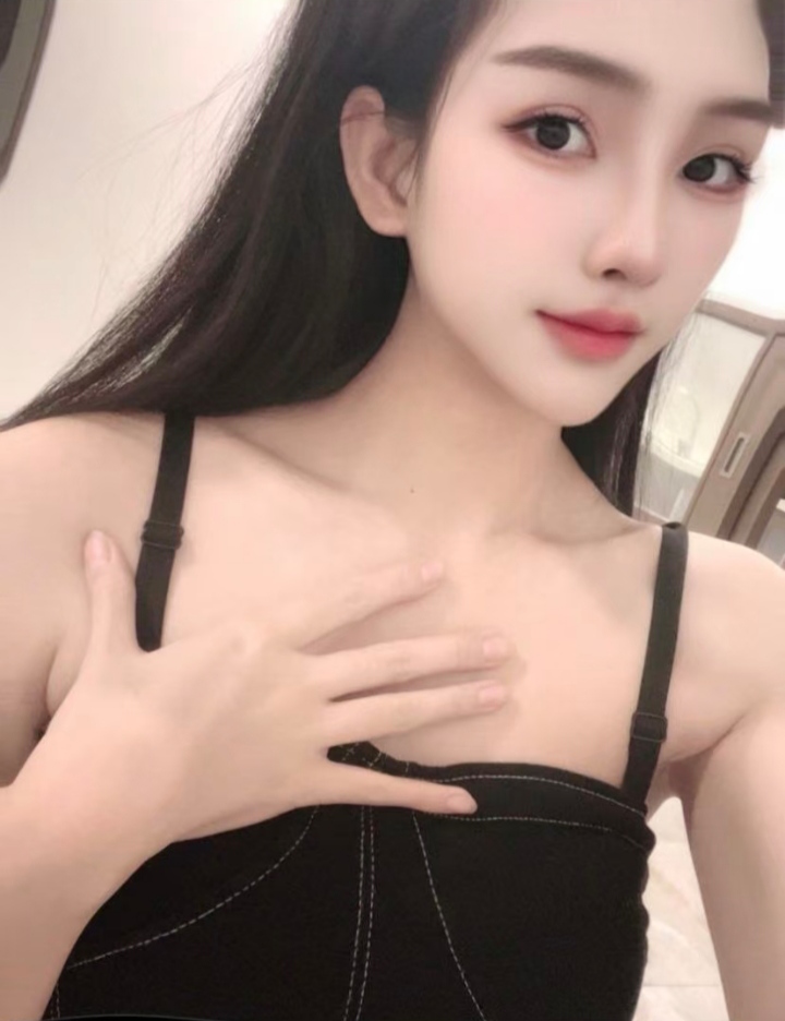 黄埔白嫩甜妹小迪