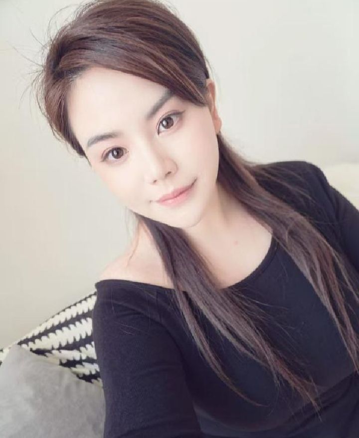 盘龙爆乳辣妹