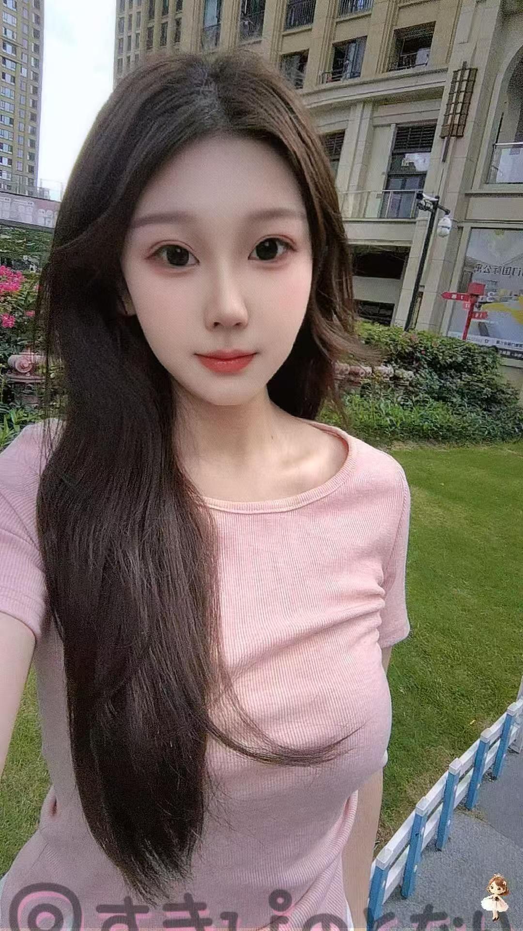 龙岗小甜妹