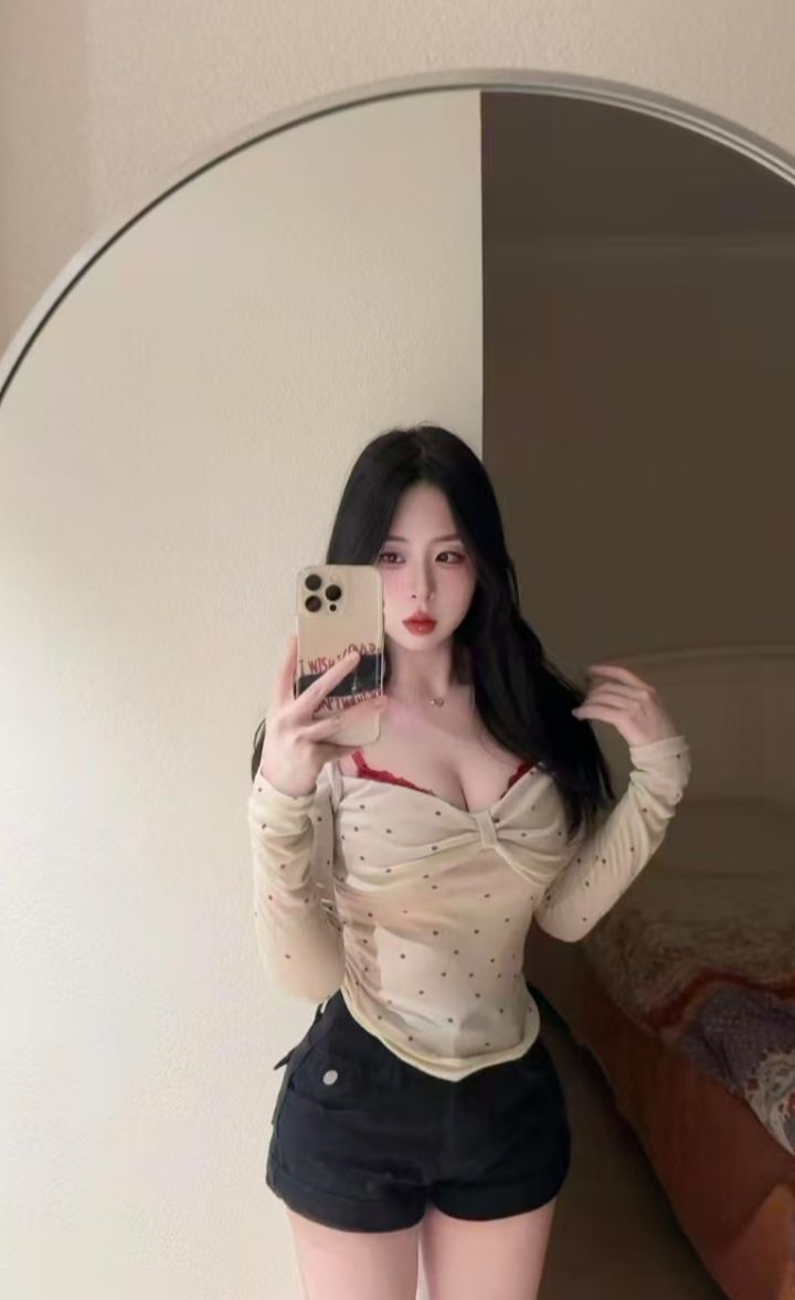 美臀d奶尤物会潮喷