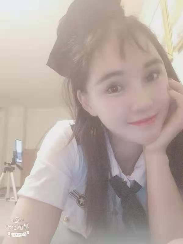 个人居家小姐姐