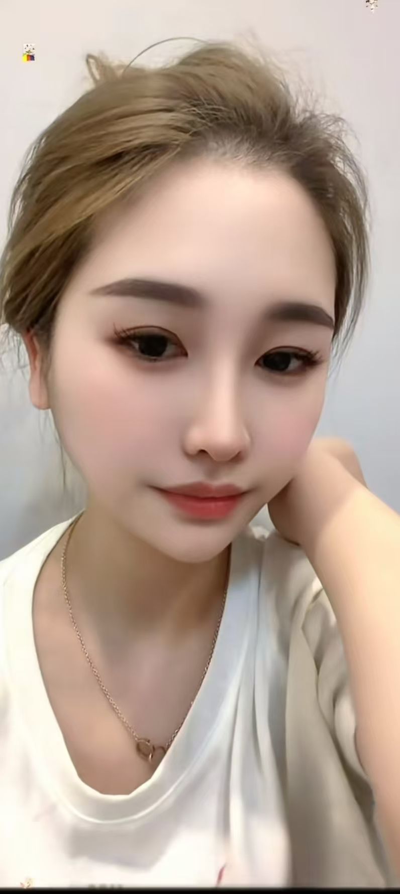 天河车陂妍妍 乖巧听话不机车 大灯很亮眼 手感棒