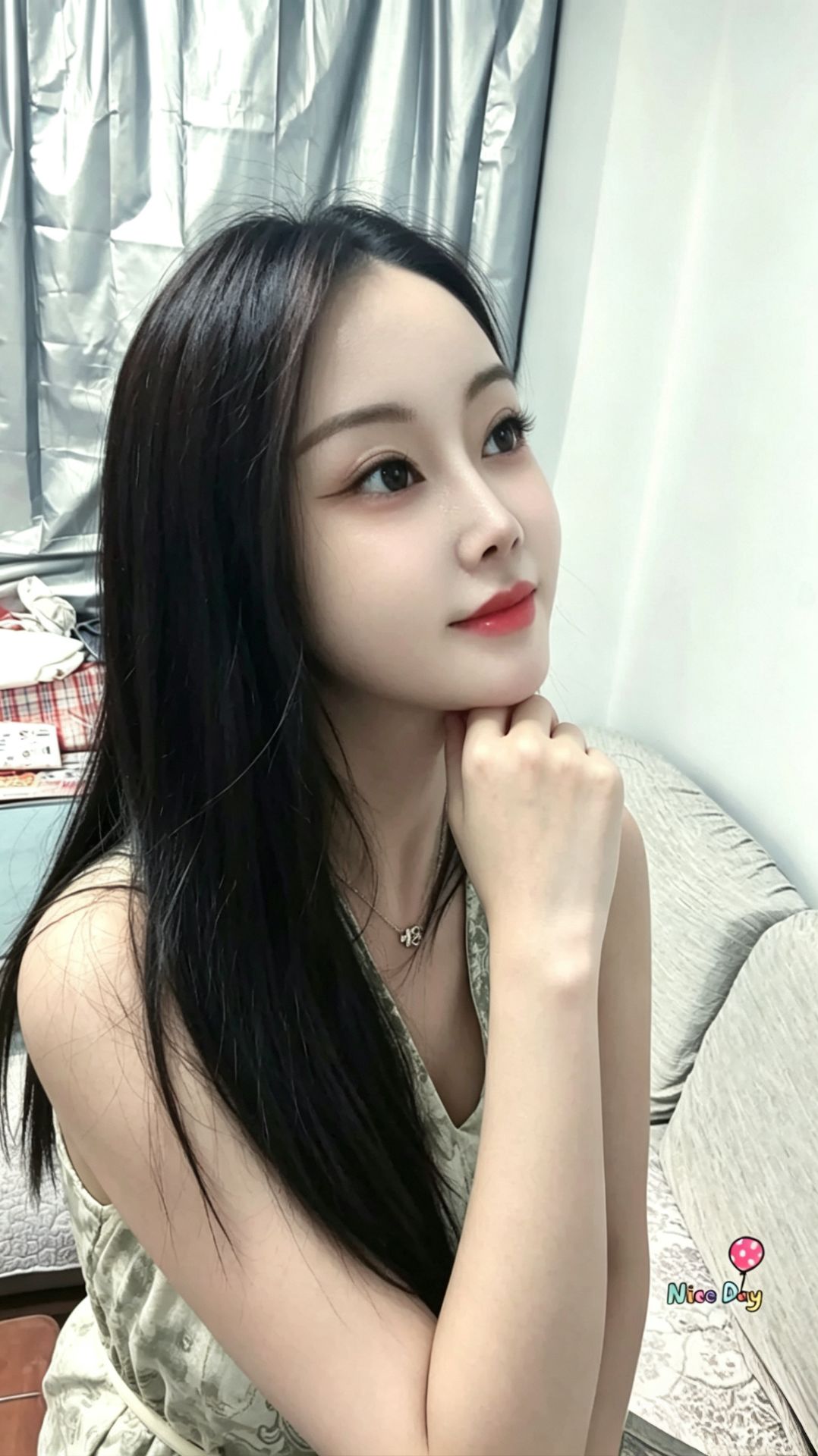梅花园小雨 极品御姐 乃子大 单手抓不住 KH一流