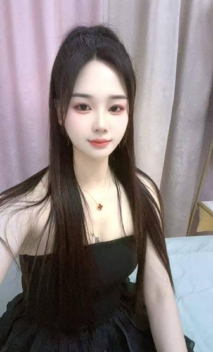 江阴性感大奶妹