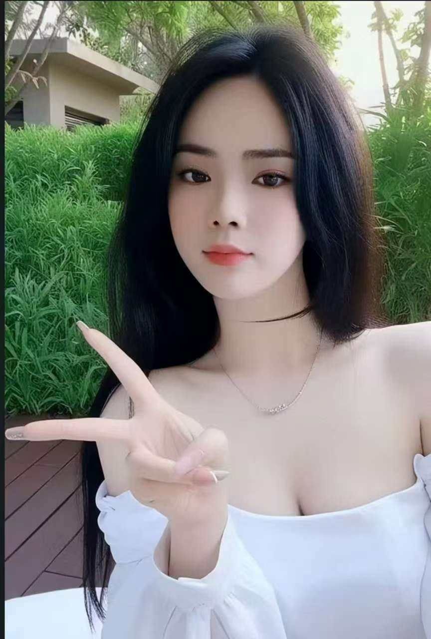 梅花园静静 天然d杯 马达臀 抓起来吃起来过瘾的很