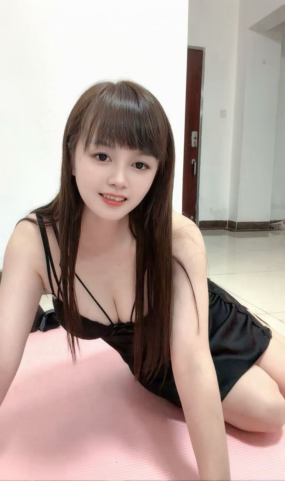 梅花园新人小妖精 很嫩 水灵灵的 各种迎合 激发兽欲
