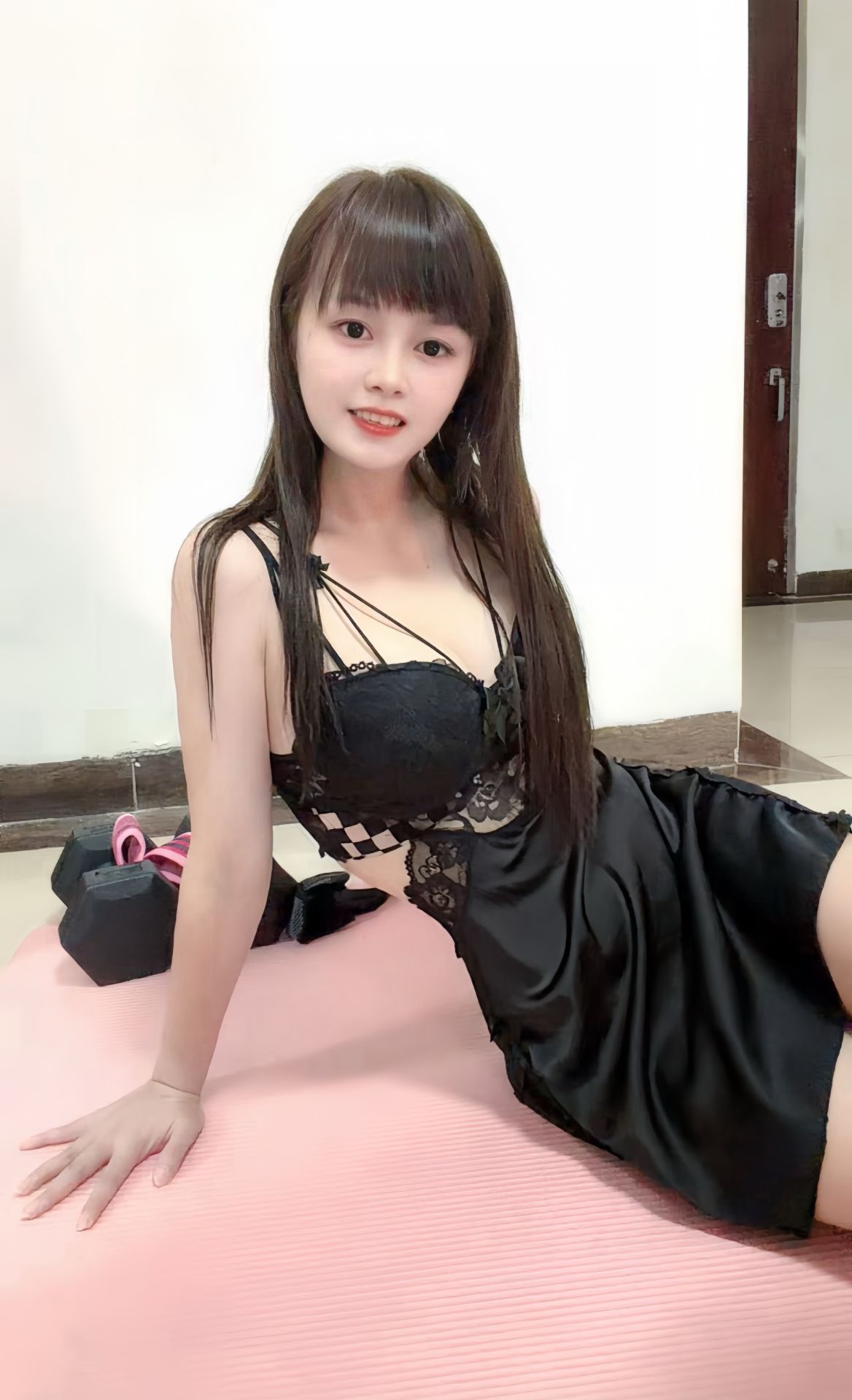 梅花园新人小妖精 很嫩 水灵灵的 各种迎合 激发兽欲