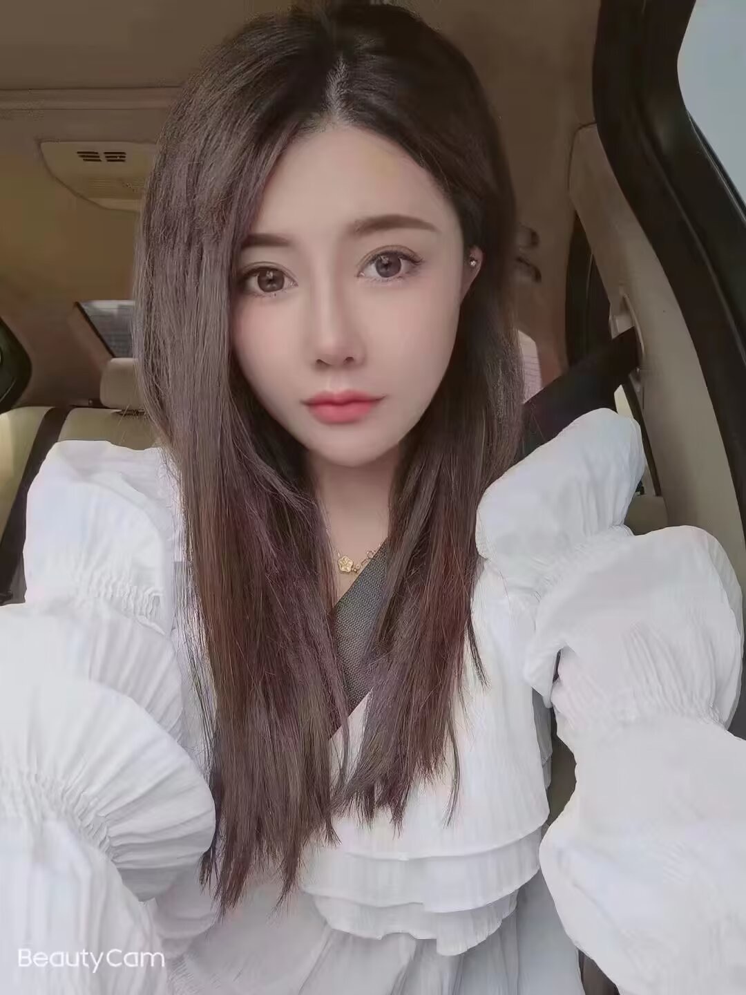 新区嫩妹，身材好，年轻漂亮